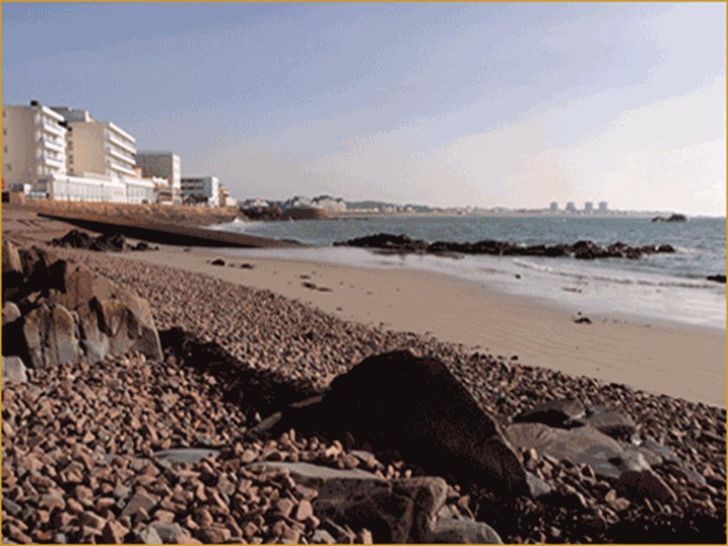 Maison Chaussey Guest House Saint Helier Exterior photo